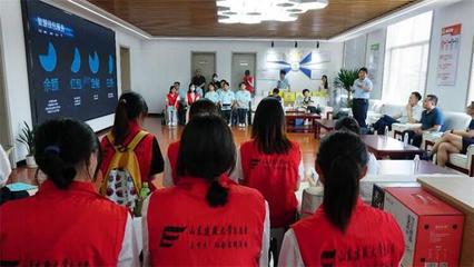 山东建筑大学“大学生农民经纪人”实践团队赴费县开展暑期社会实践与设备出租服务